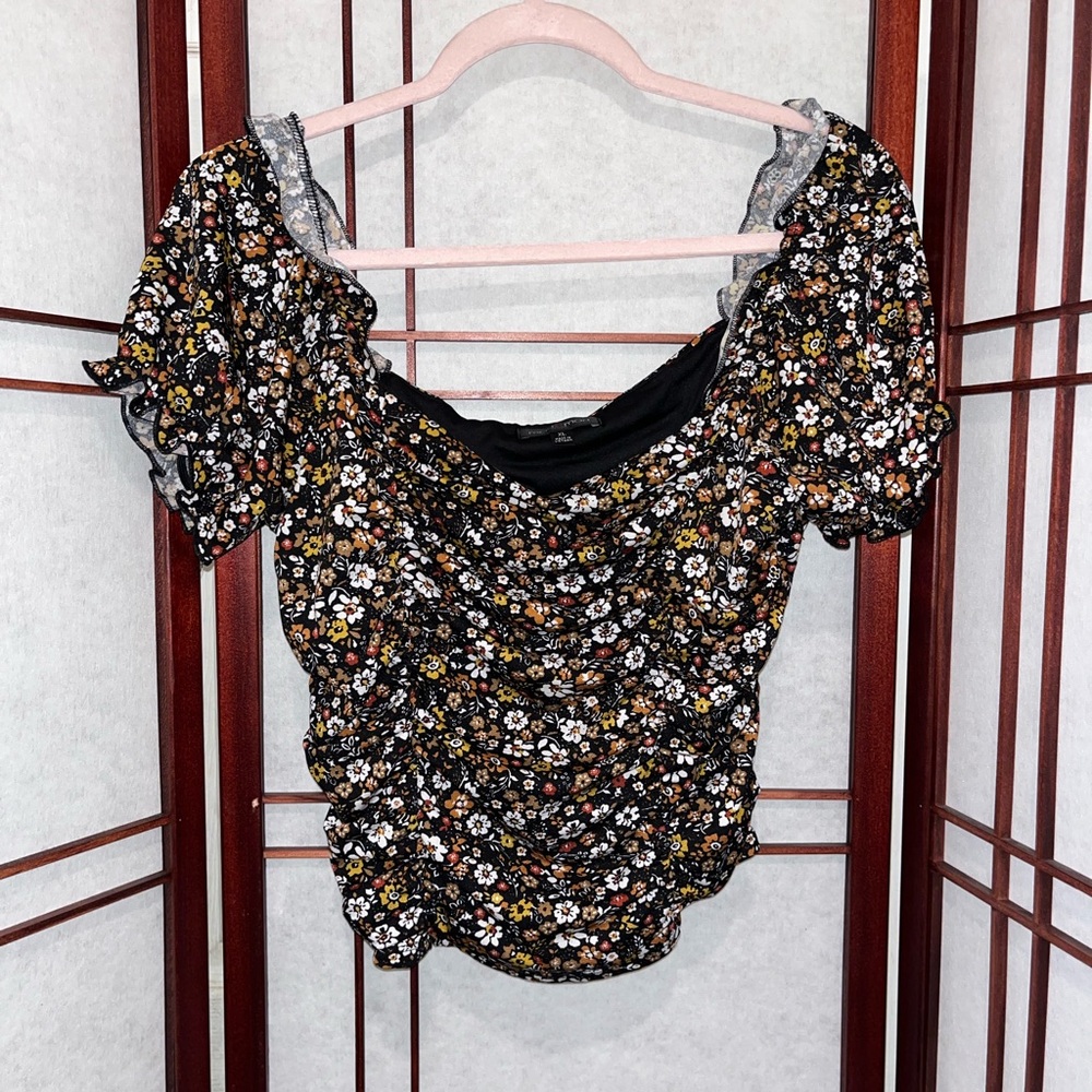 Fitted Floral Top